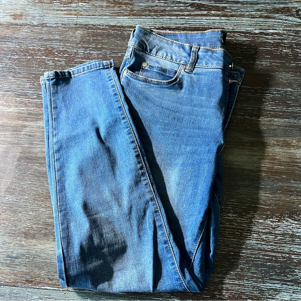 Tahari Chloe Skinny Jeans